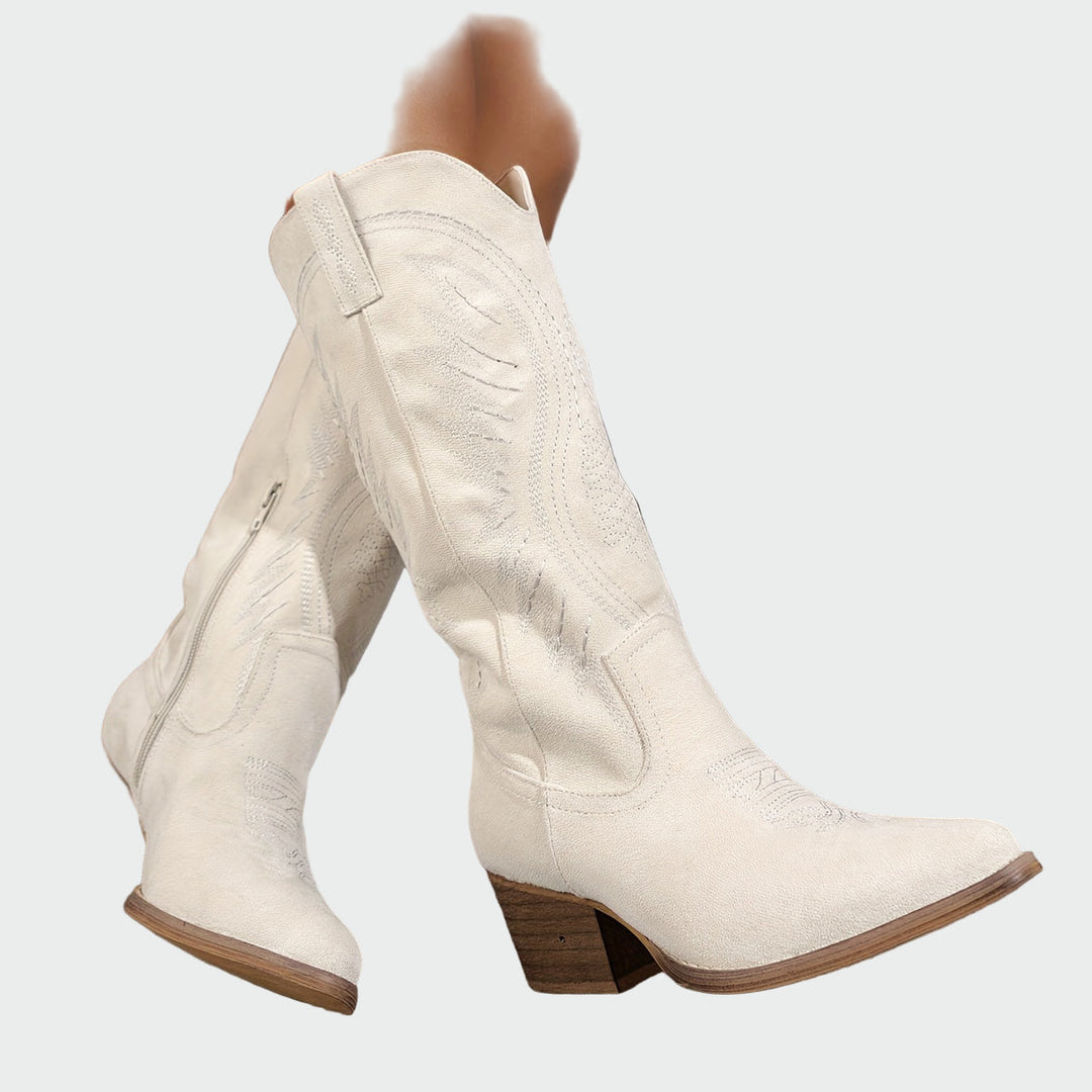 Botines bordados con estilo