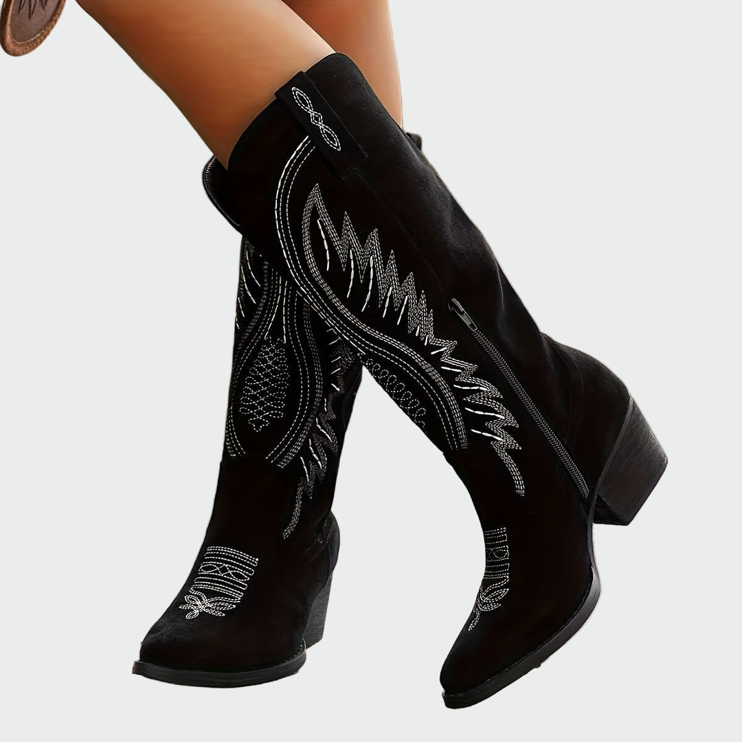 Botines bordados con estilo