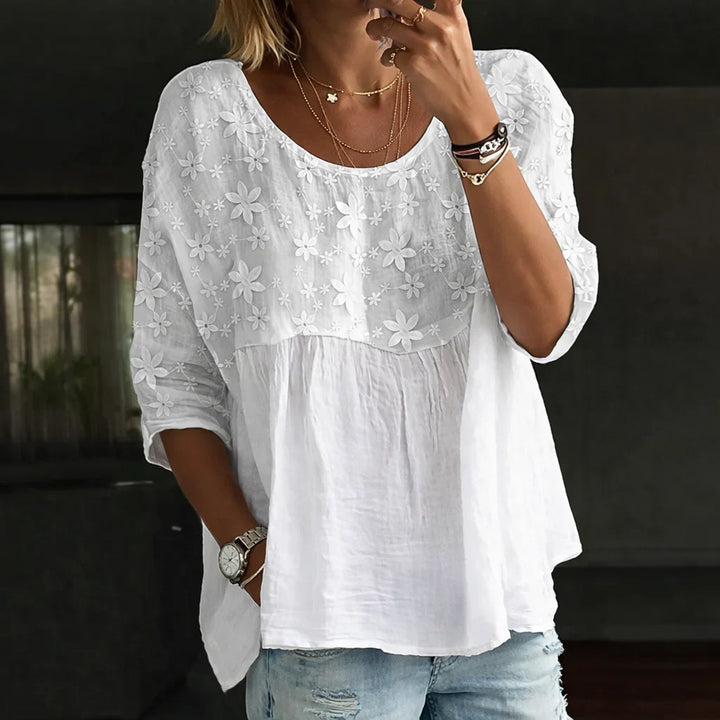 Blusa Patchwork Bordada de Flores