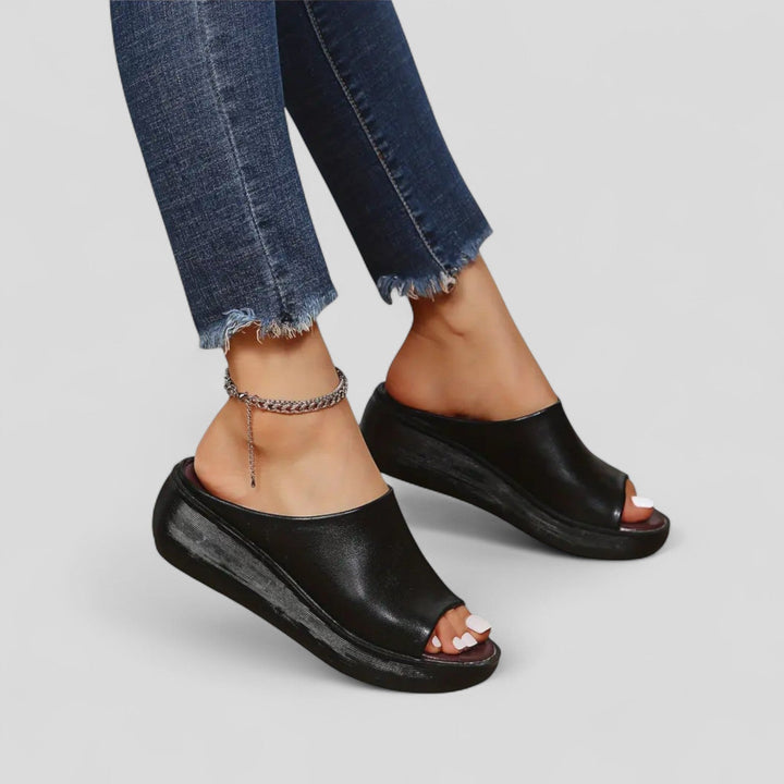 Leocadia | Mocasín